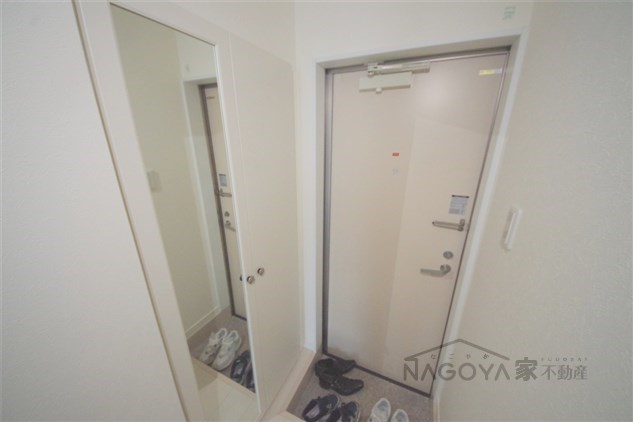 ノースヒル 玄関