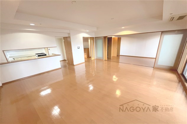 グラン・アベニュー名駅 リビング