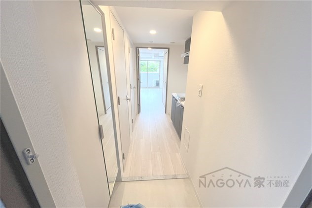 エスリード桜山ル・ヴェール 玄関