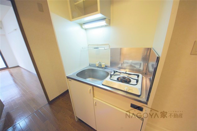 ハイツ丸の内 キッチン