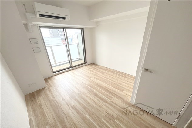 エスリード栄ル・クール リビング