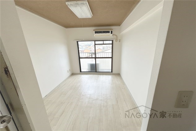 ドール青峰通 リビング