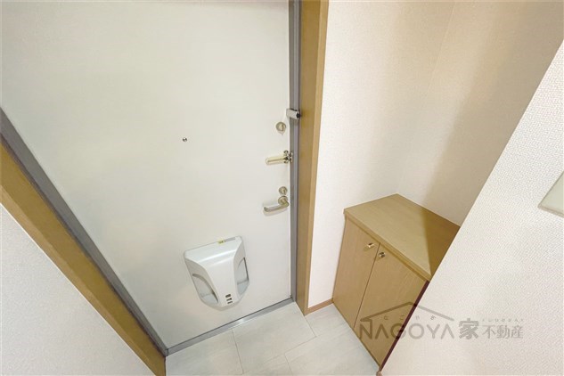 グランシャリオ長谷 玄関