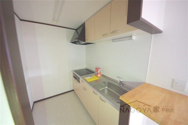 アヴニール キッチン