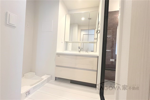 さくらHills ROKUBAN Platinum Residence 洗面所