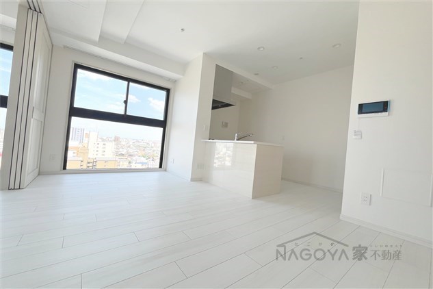 さくらHills ROKUBAN Platinum Residence リビング
