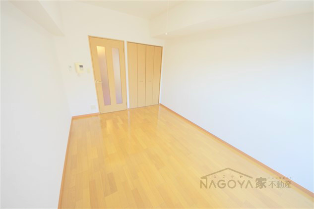 ヒルズ新栄 ベッドルーム