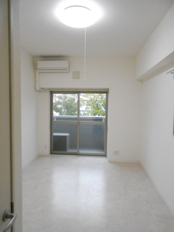 アモンリオブランシュ リビング