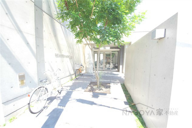 ESTACION KANAYAMA WEST・EAST その他外観1