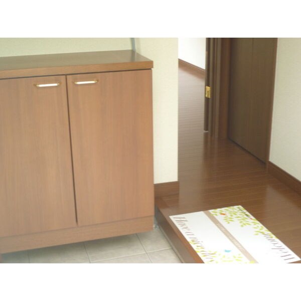 フォレストフォルム東山南棟 玄関