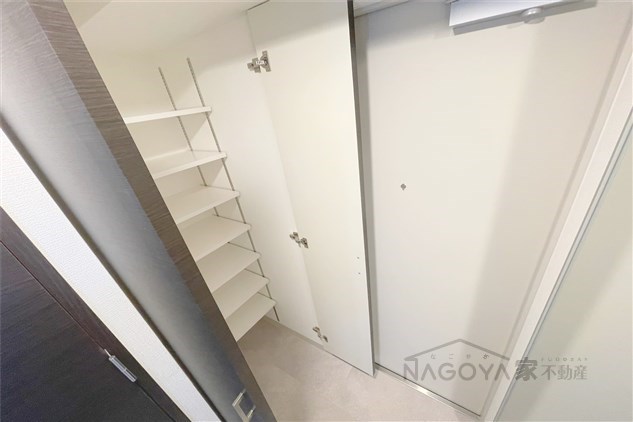 エステムコート名古屋サウスネクスト 玄関