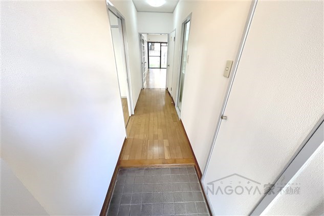 第5共栄ハイツ 玄関