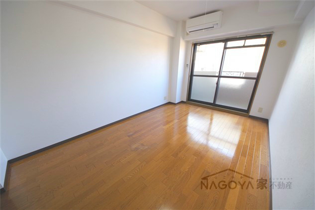 プロビデンス新瑞橋 リビング