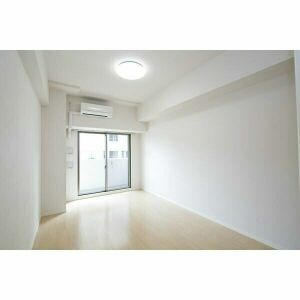 プリフェラブル栄 リビング