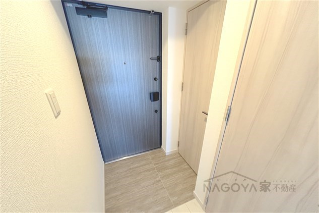 S-RESIDENCE金山altano 玄関