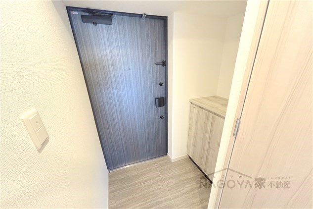 S-RESIDENCE金山altano 玄関