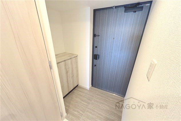 S-RESIDENCE金山altano 玄関