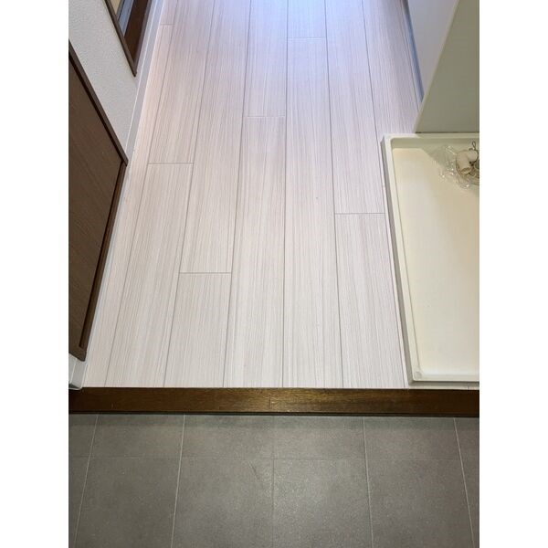 マメゾンちかふじ 玄関