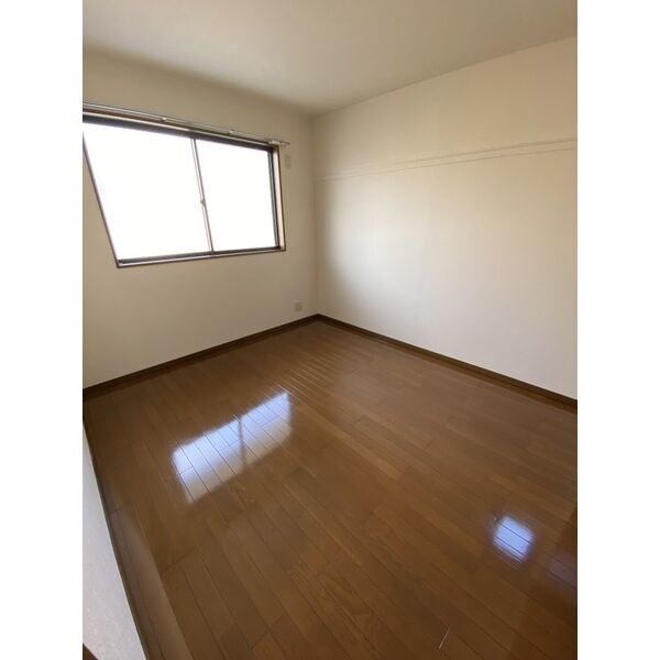 サンパティーク日向 ベッドルーム