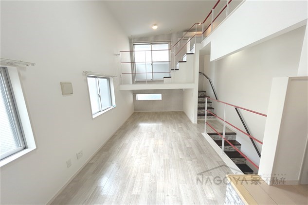 WhiteHillsEast リビング