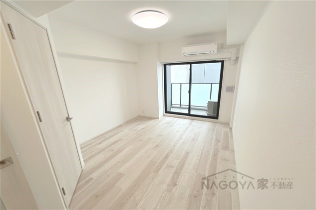 S-RESIDENCE浅間町駅前axial リビング