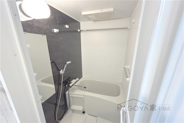 S-RESIDENCE浅間町駅前axial 風呂画像