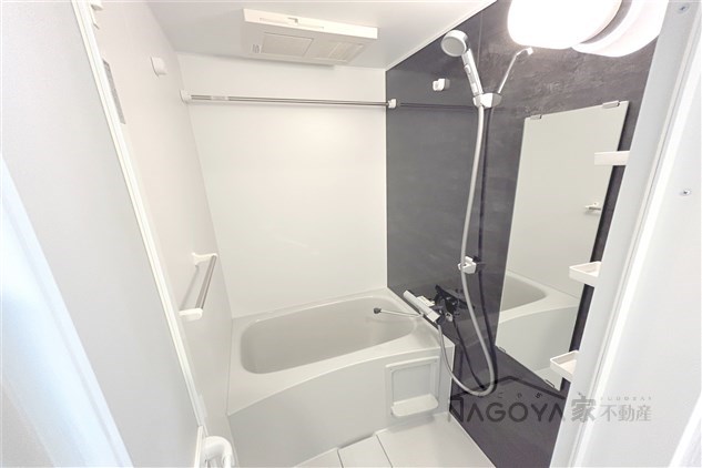 S-RESIDENCE浅間町駅前axial 風呂画像