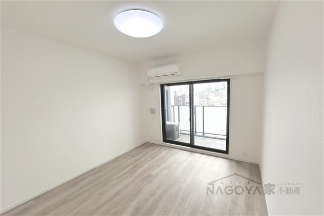 S-RESIDENCE浅間町駅前axial リビング