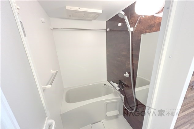 S-RESIDENCE浅間町駅前axial 風呂画像