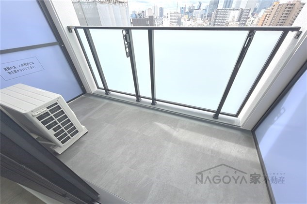 S-RESIDENCE浅間町駅前axial ベランダ