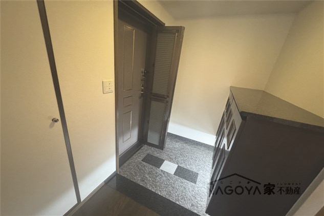 パーク・コート八事紅葉園 玄関