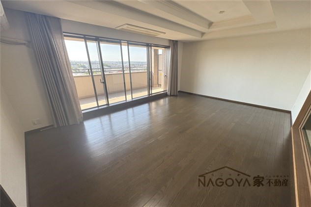 パーク・コート八事紅葉園 リビング