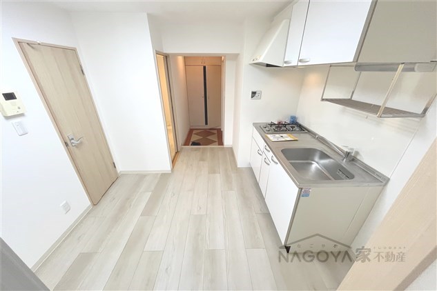 プロビデンス栄南 リビング