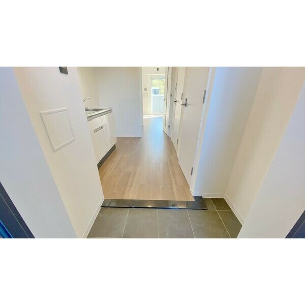 Brick Kamejima 玄関