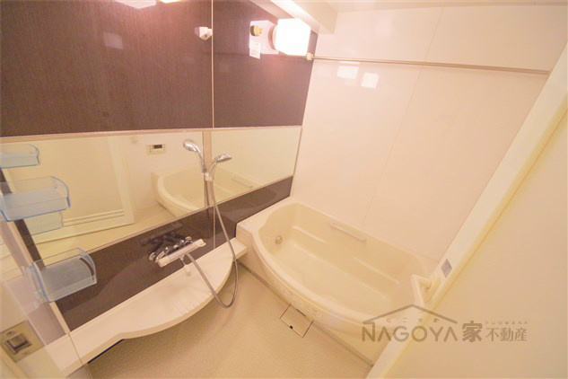 ロイヤルパークス千種 風呂画像