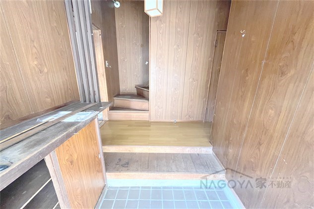 千種区戸建 玄関