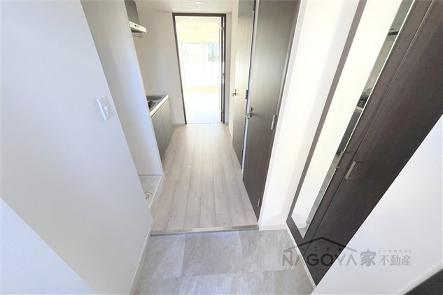 P&amp;#39;s　imaike 玄関