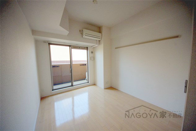 プレサンス名古屋STATIONビーフレックス リビング