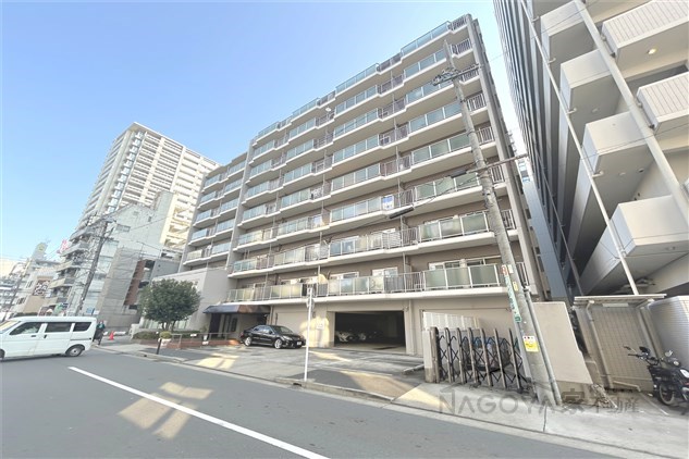 日商岩井栄ハイツ 外観