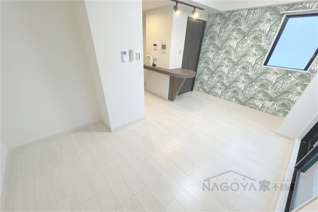 エステシア名駅 リビング