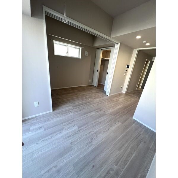 THE LOUNGE LINEAR GATE ベッドルーム