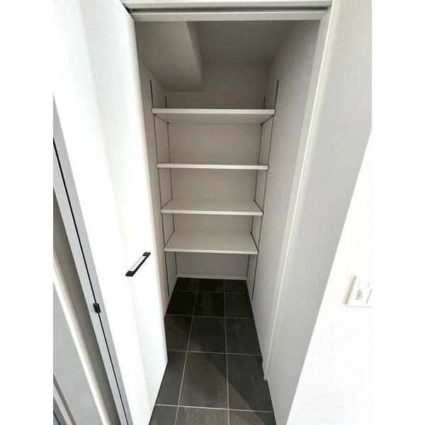 THE LOUNGE LINEAR GATE その他4