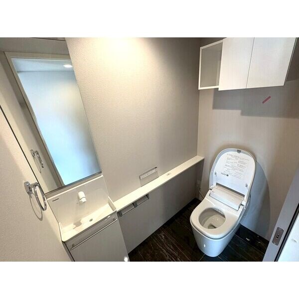 THE LOUNGE LINEAR GATE その他2