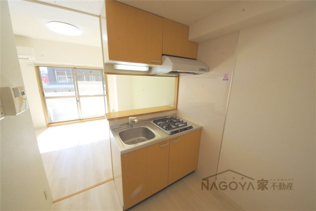 グランシャリオ長谷 キッチン