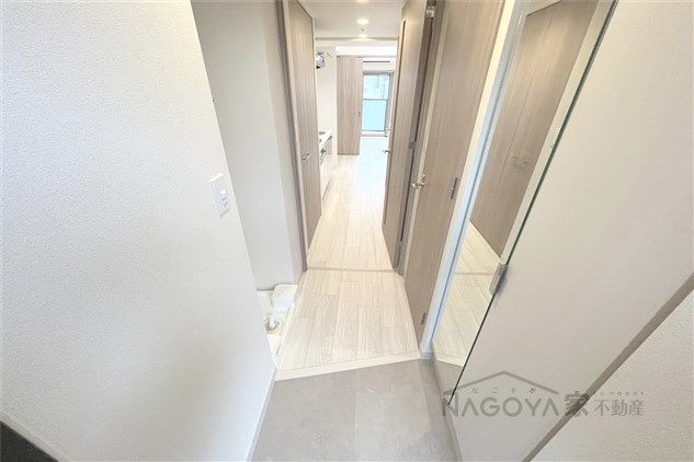 プレサンス上前津オレシア 玄関