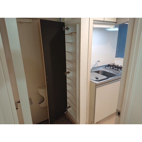 カーサ・フィオーレＲ 玄関