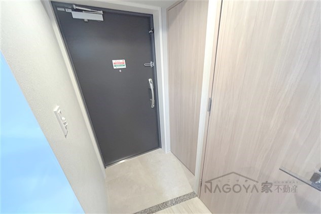 プレイズシード名駅北 玄関