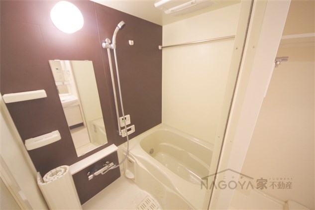 プレサンス名駅南ブリエ 風呂画像