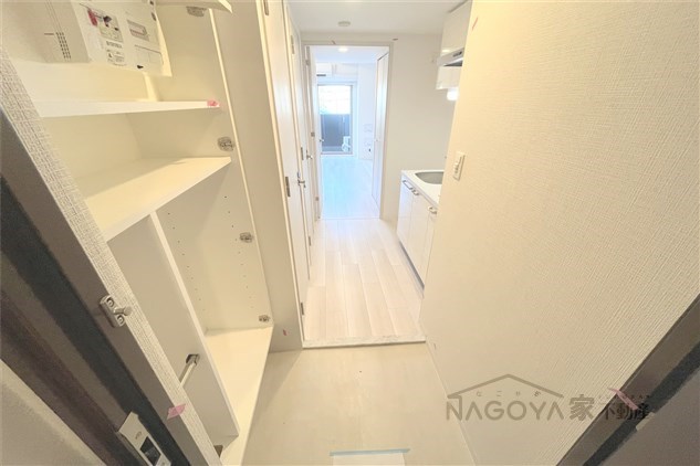 エスリード鶴舞グランパークス 玄関