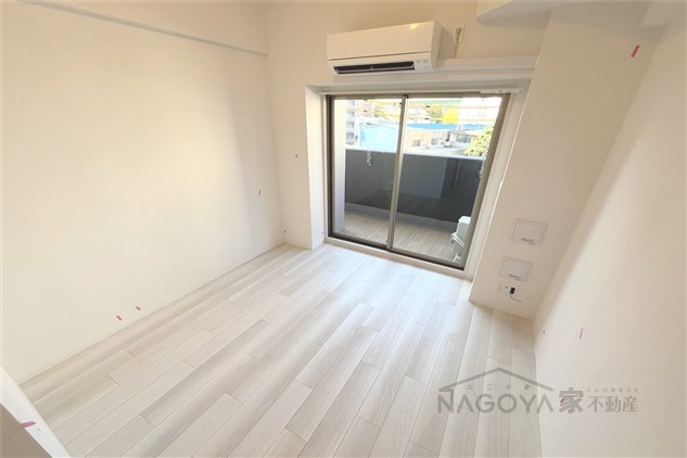 エスリード鶴舞グランパークス リビング